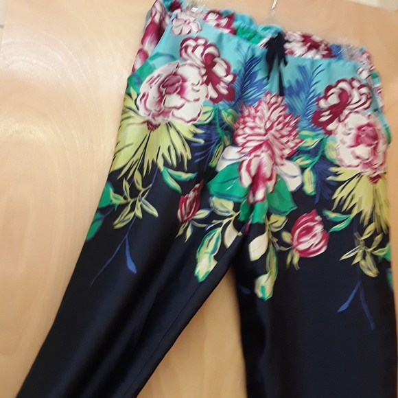 Natori Blue Pink Floral Silky Pajamas Pants M - Picture 14 of 14